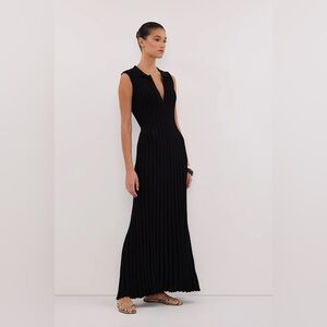 DISSH Hal Black Sleeveless Maxi Dress
